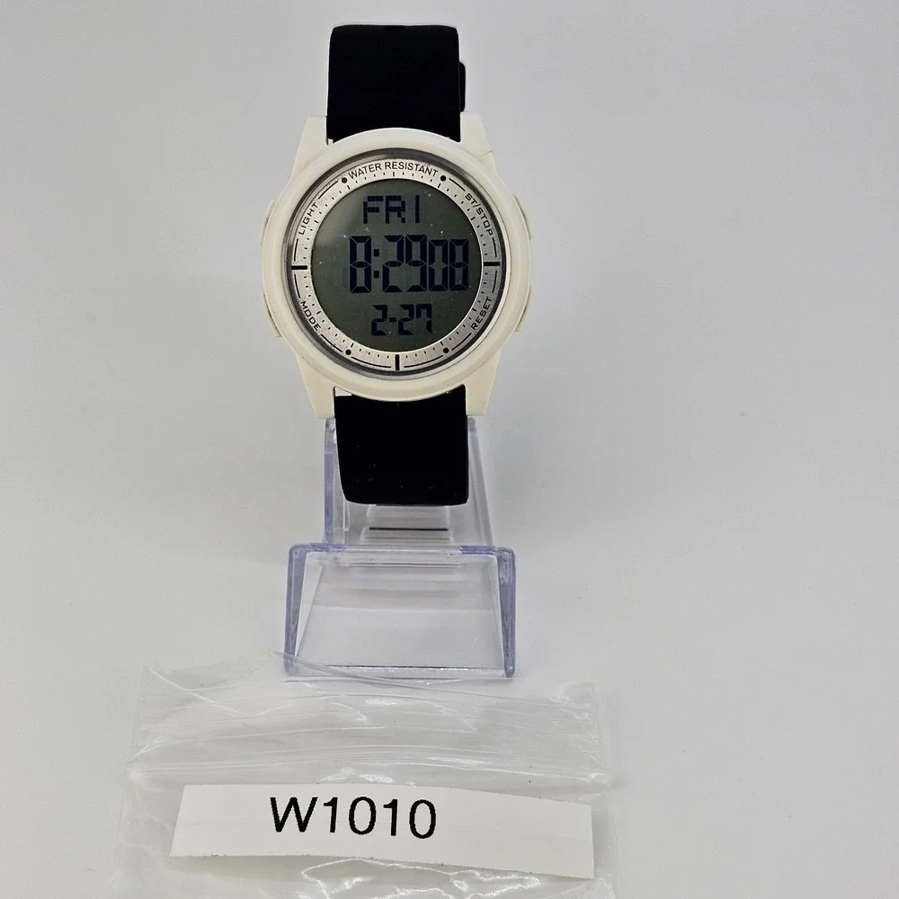 Beeasy Men's Ultra Slim Digital Watch 44MM‎ New Black Plastic Bands New Battery